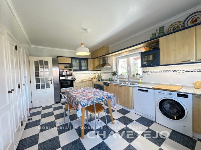 Image No.14-5 Bed House for sale