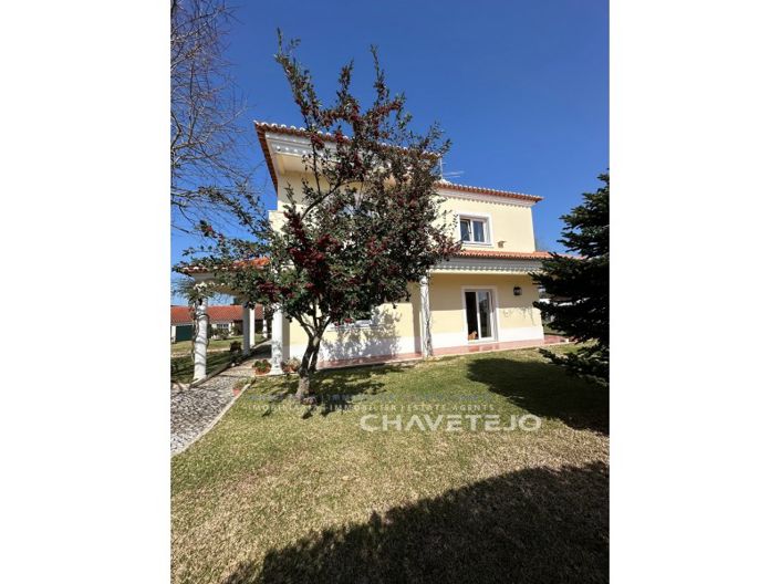 Image No.2-5 Bed House for sale