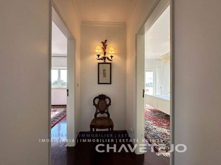 Image No.28-5 Bed House for sale