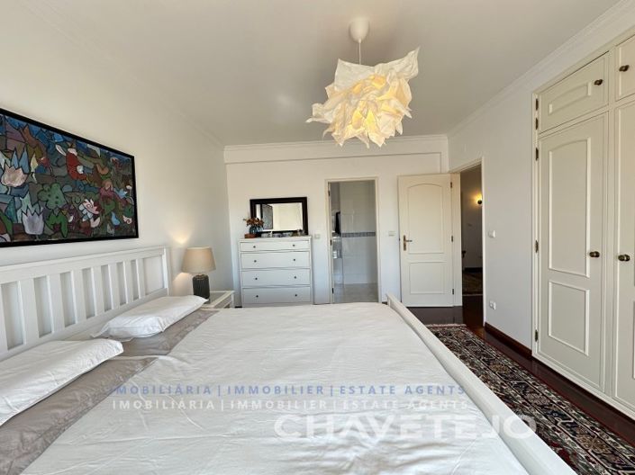 Image No.32-5 Bed House for sale