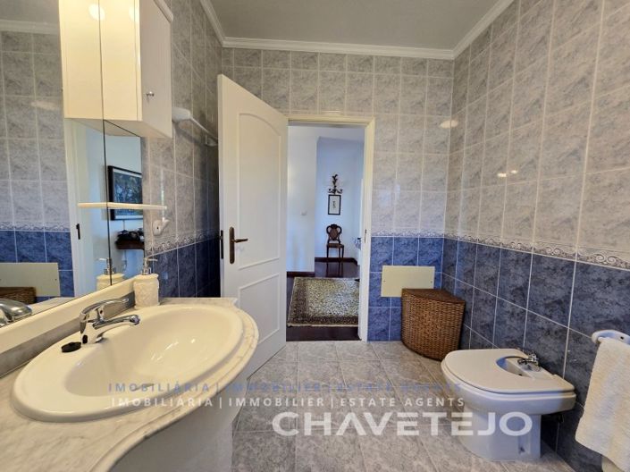 Image No.34-5 Bed House for sale