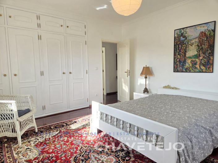 Image No.38-5 Bed House for sale