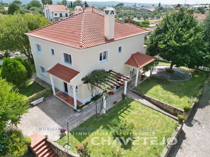 Image No.60-5 Bed House for sale