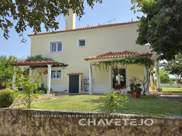 Image No.10-5 Bed House for sale