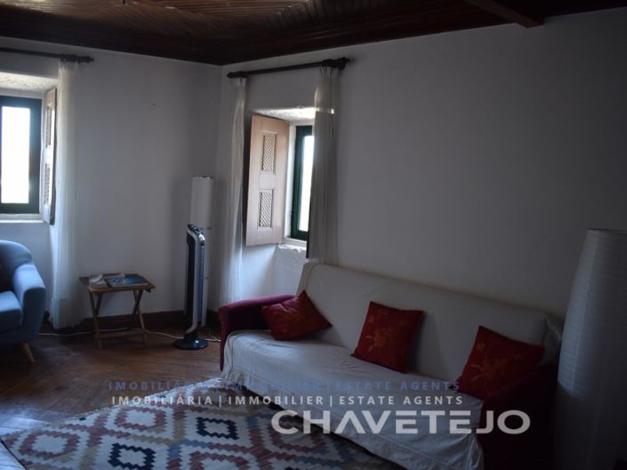 Image No.10-3 Bed House for sale