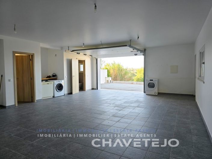 Image No.16-3 Bed House for sale