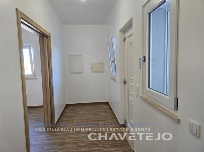 Image No.26-3 Bed House for sale