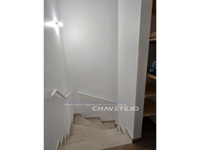 Image No.46-3 Bed House for sale