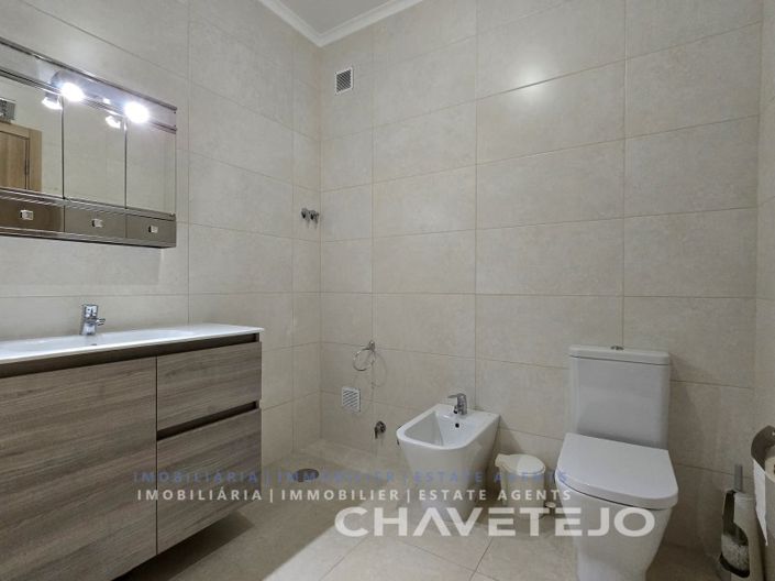 Image No.49-3 Bed House for sale