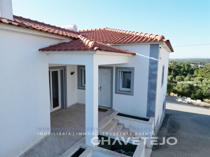 Image No.68-3 Bed House for sale