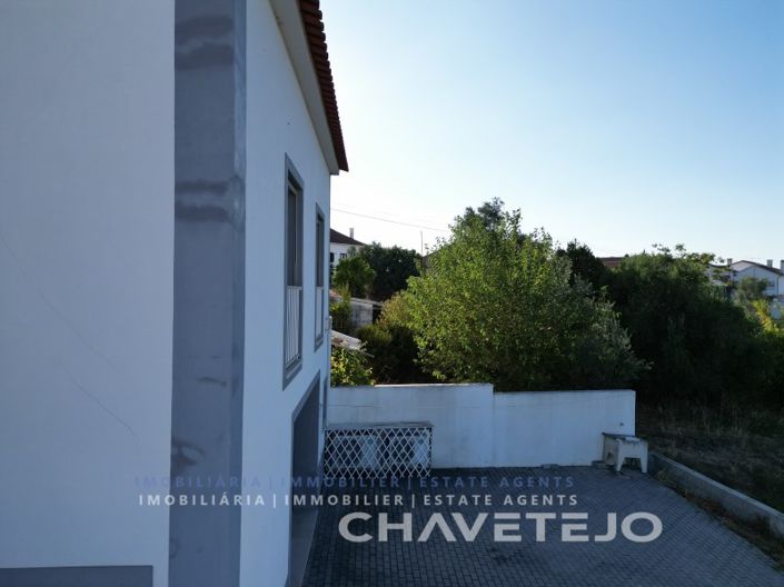 Image No.72-3 Bed House for sale