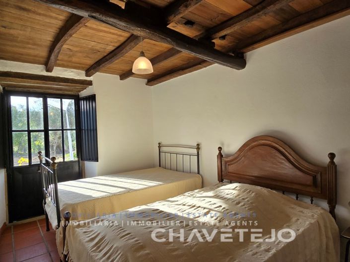 Image No.19-5 Bed House for sale