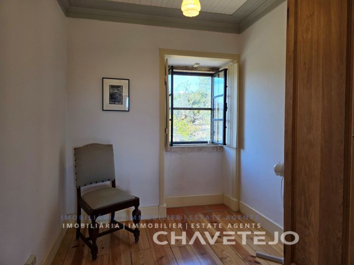 Image No.33-5 Bed House for sale