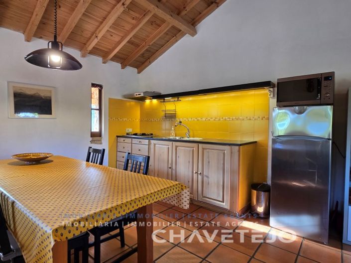 Image No.65-5 Bed House for sale