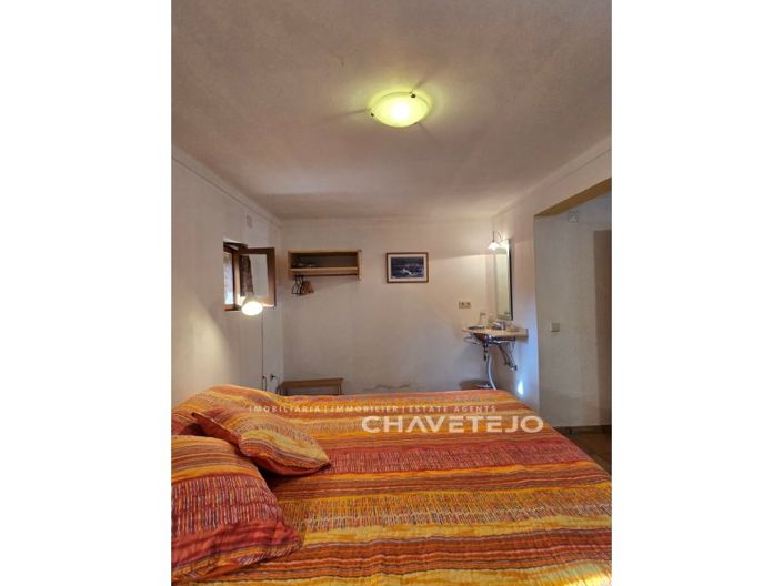 Image No.73-5 Bed House for sale