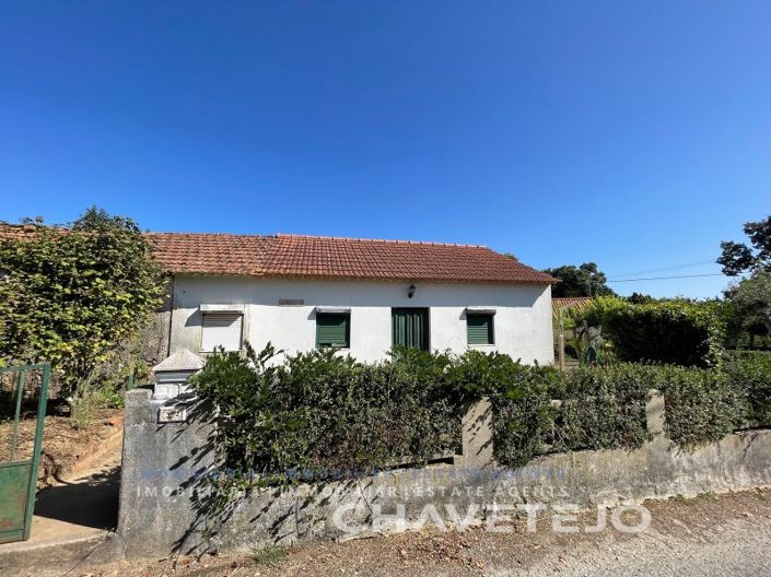 Image No.1-2 Bed House for sale
