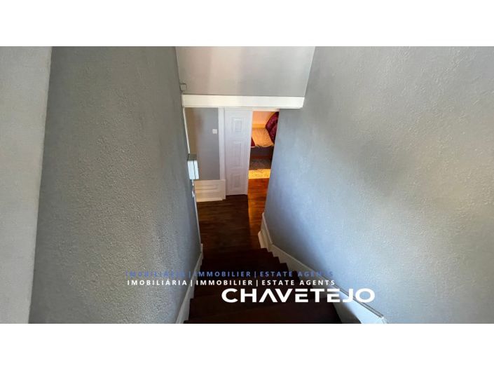 Image No.30-7 Bed Farmhouse for sale