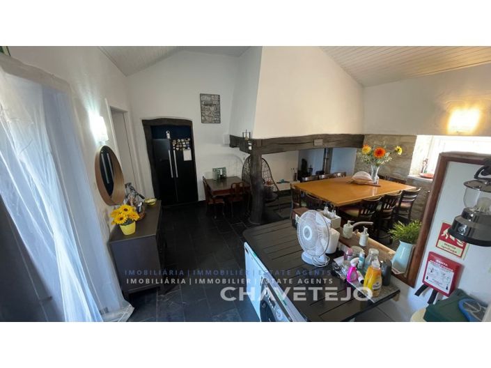 Image No.18-7 Bed Farmhouse for sale