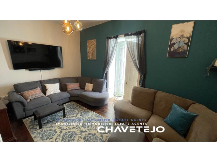 Image No.25-7 Bed Farmhouse for sale