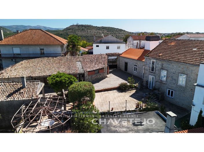 Image No.44-7 Bed Farmhouse for sale