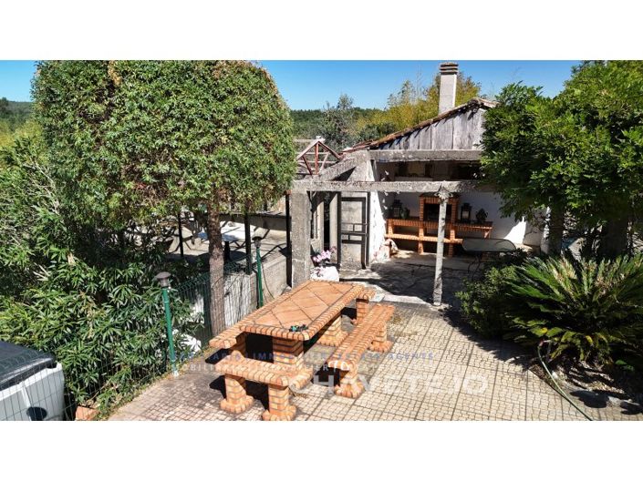 Image No.47-7 Bed Farmhouse for sale