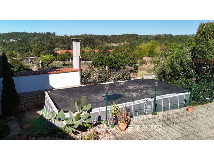 Image No.50-7 Bed Farmhouse for sale