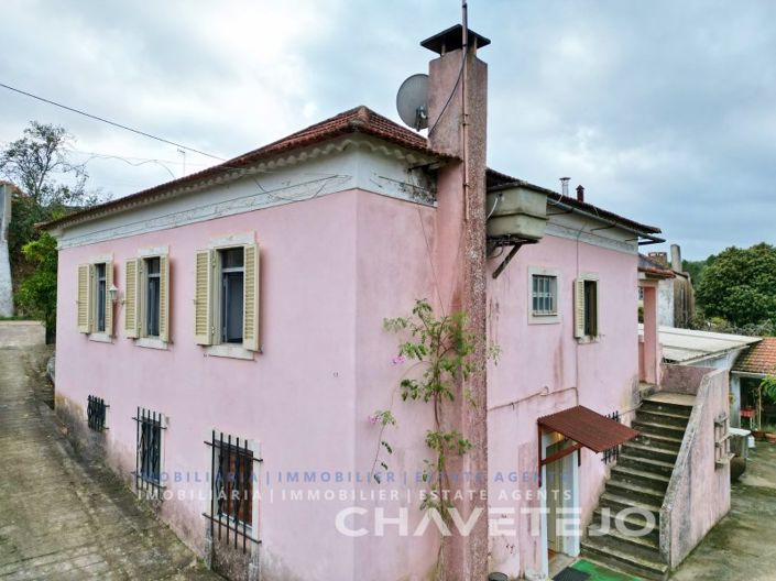 Image No.2-4 Bed House for sale