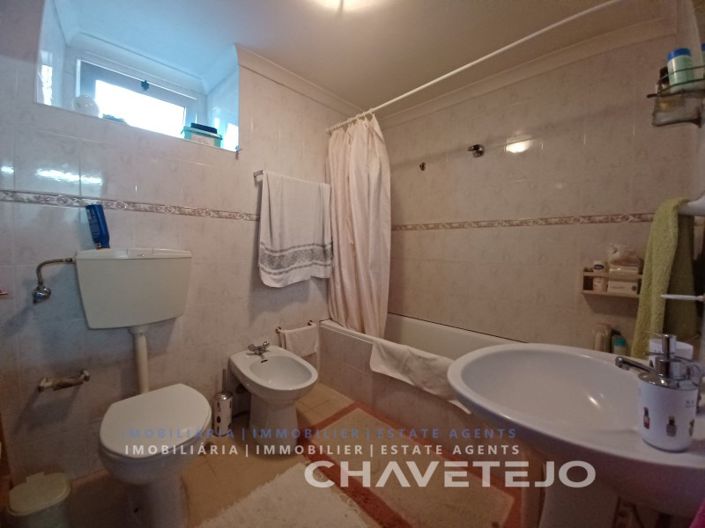 Image No.23-4 Bed House for sale