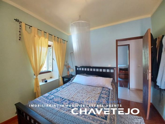 Image No.6-4 Bed House for sale