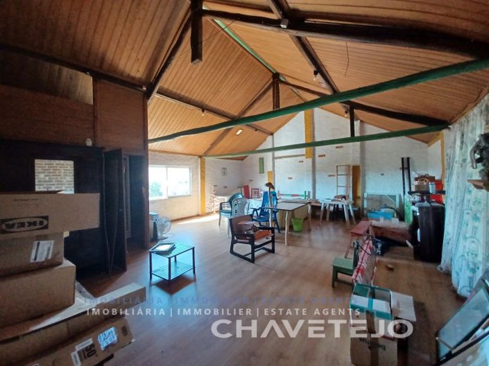 Image No.14-3 Bed House for sale