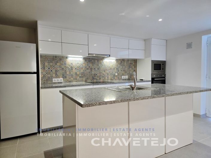 Image No.10-2 Bed House for sale