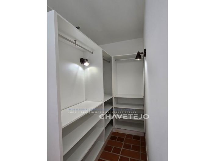 Image No.22-2 Bed House for sale