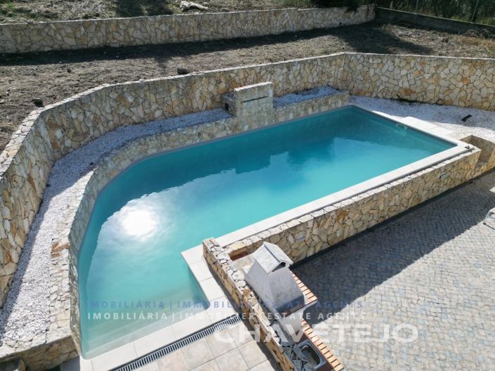 Image No.3-2 Bed House for sale