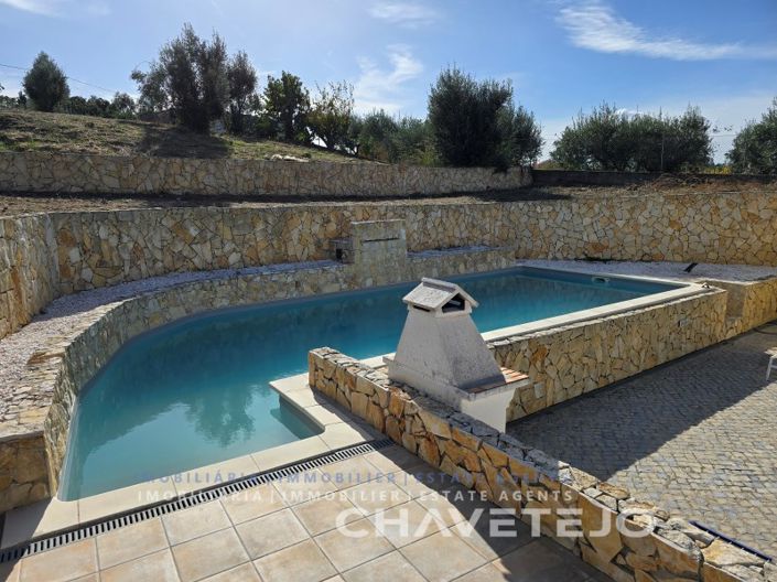 Image No.32-2 Bed House for sale