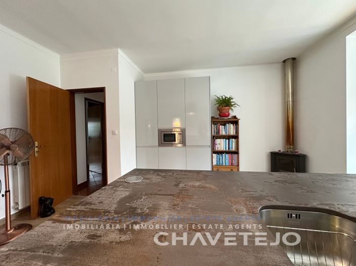 Image No.22-4 Bed House for sale