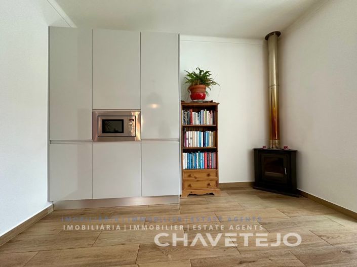 Image No.23-4 Bed House for sale