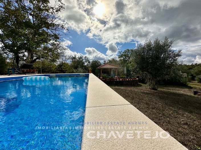 Image No.40-4 Bed House for sale