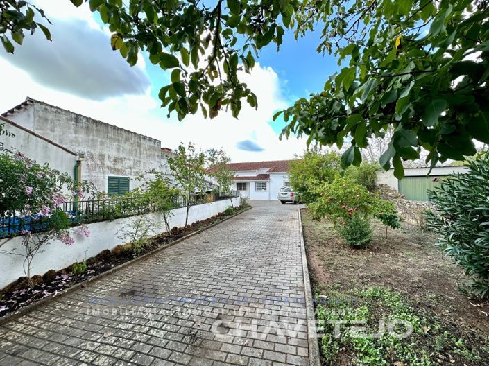 Image No.54-4 Bed House for sale