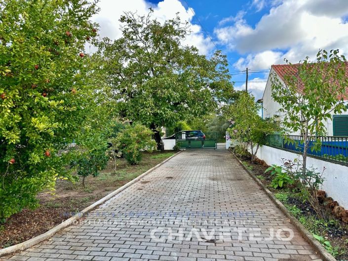 Image No.55-4 Bed House for sale