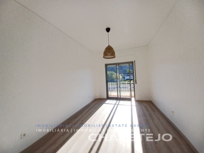 Image No.4-Appartement de 2 chambres à vendre à Tomar