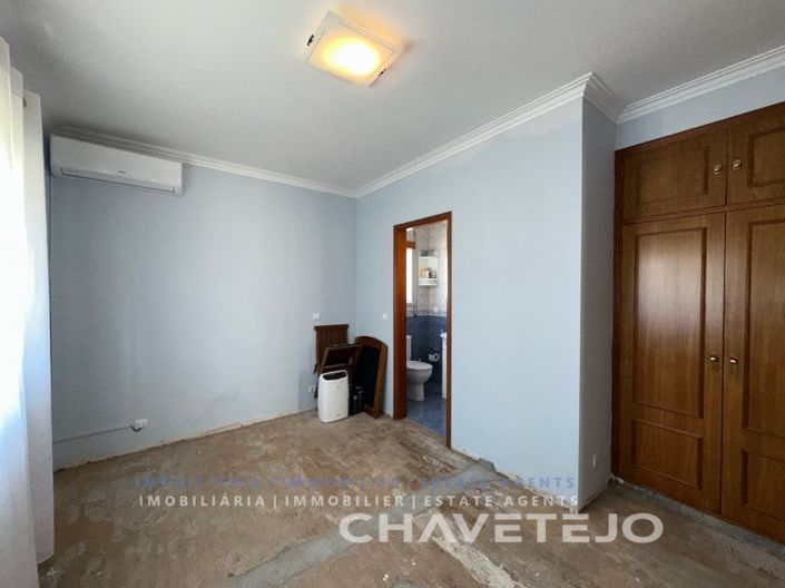 Image No.13-3 Bed House for sale