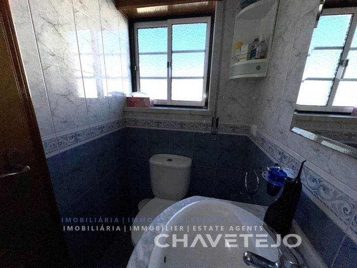 Image No.19-3 Bed House for sale