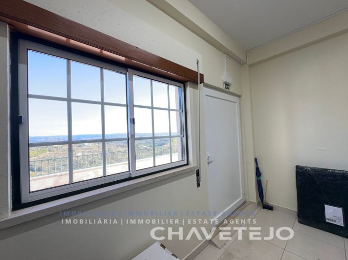 Image No.20-3 Bed House for sale