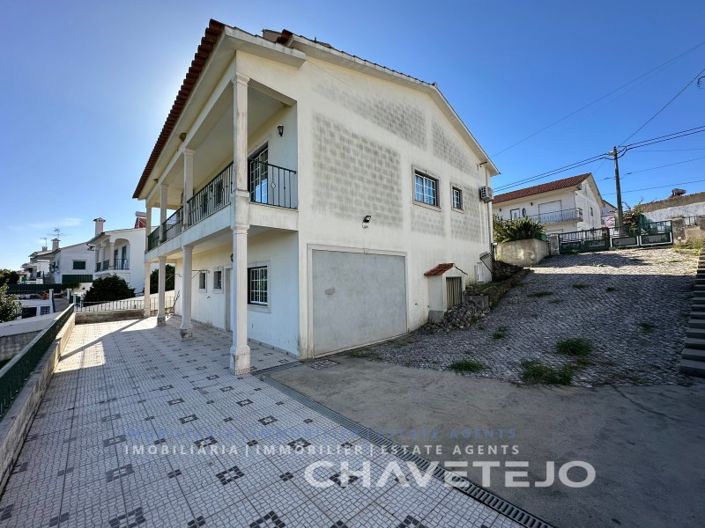 Image No.4-3 Bed House for sale