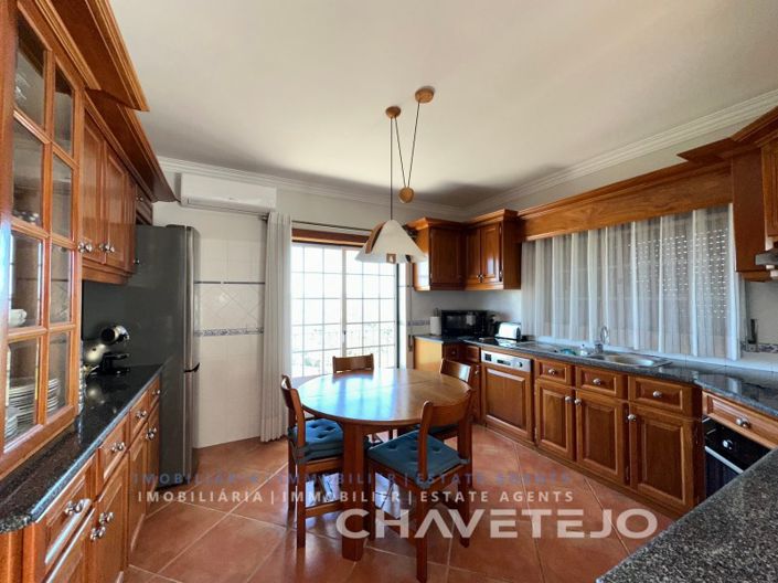 Image No.7-3 Bed House for sale