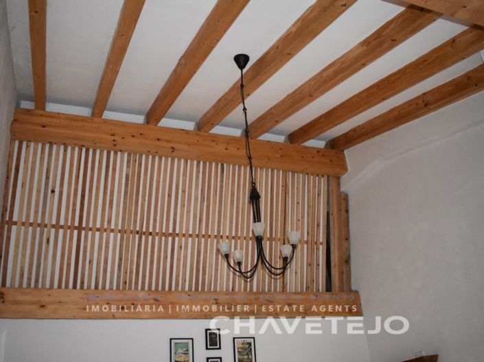 Image No.10-2 Bed House for sale