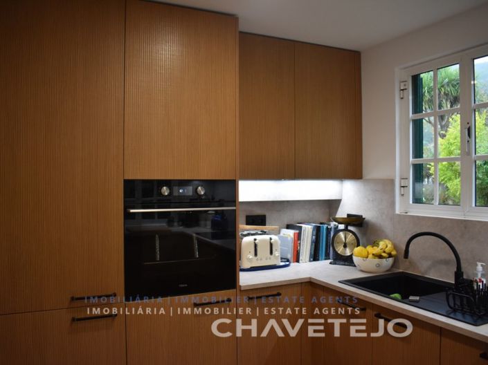 Image No.13-2 Bed House for sale