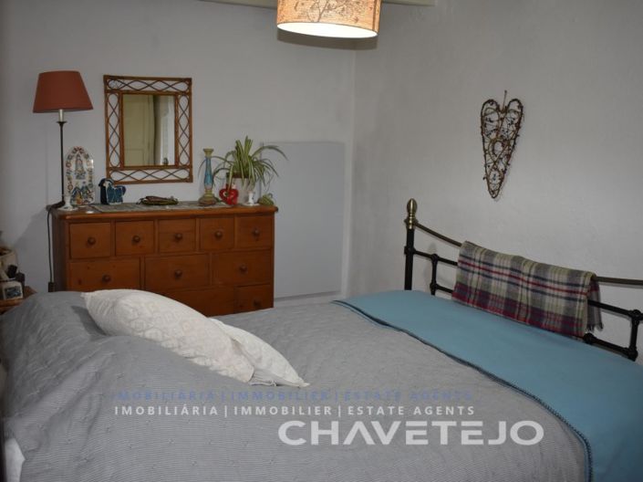 Image No.18-2 Bed House for sale