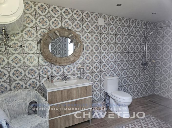 Image No.37-2 Bed House for sale