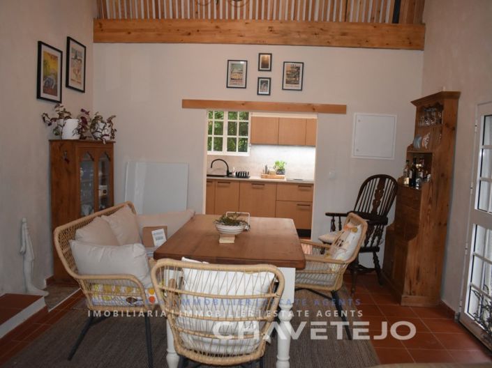 Image No.6-2 Bed House for sale